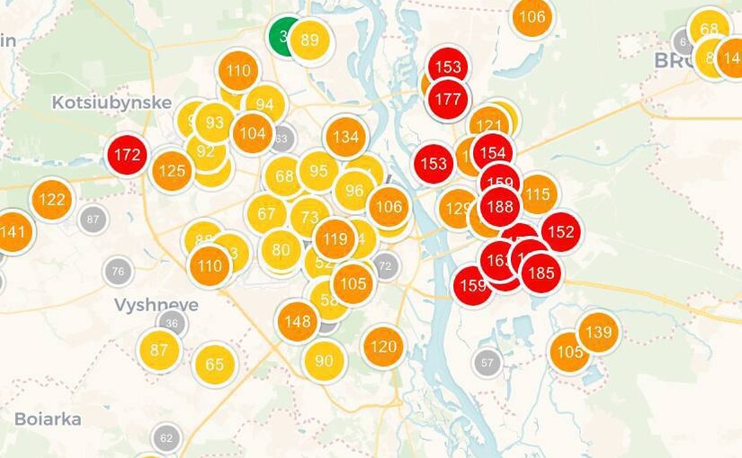 У Києві зафіксували критично високий рівень забруднення повітря - фото