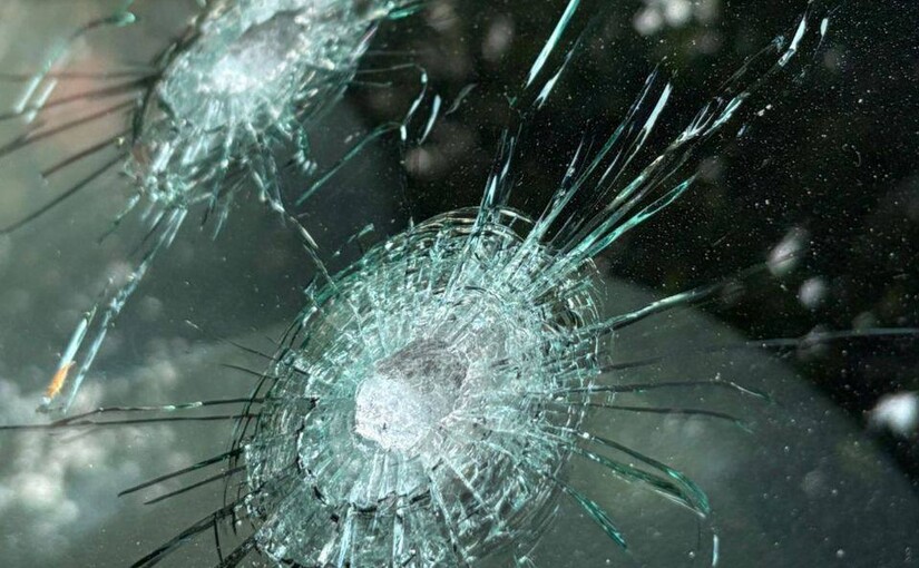 На Виноградарі чоловік відкрив стрілянину по автівці сусіда - фото