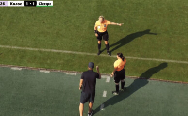 В Одесі футболістка отримала жовту картку за розмову російською мовою під час матчу