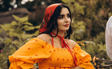 🤐 Блогерка Анна Тринчер потрапила в скандал через жарти над бідними людьми