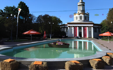 На ВДНГ відновили історичний басейн біля павільйонів №4, 8 і 10