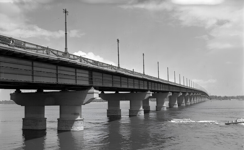 Сегодня у моста Патона день рождения – ему исполнилось 72 года - фото