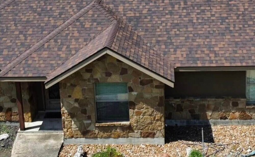 Чи вигорає бітумна черепиця на сонці? - фото