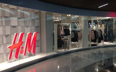 H&M открыл онлайн-магазин в Украине и теперь можно заказывать напрямую