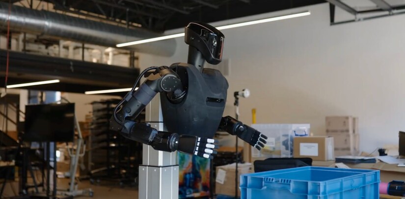 В Украину передали два гуманоидных робота Phantom для испытаний на фронте