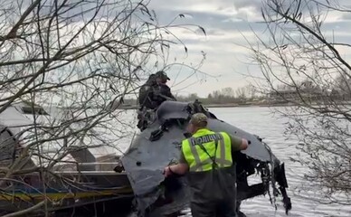 В Киеве из Днепра достали 