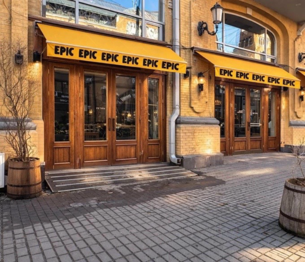 У Києві на Бессарабці відкривається Epic Cheeseburger із сирною ванною та бургерами