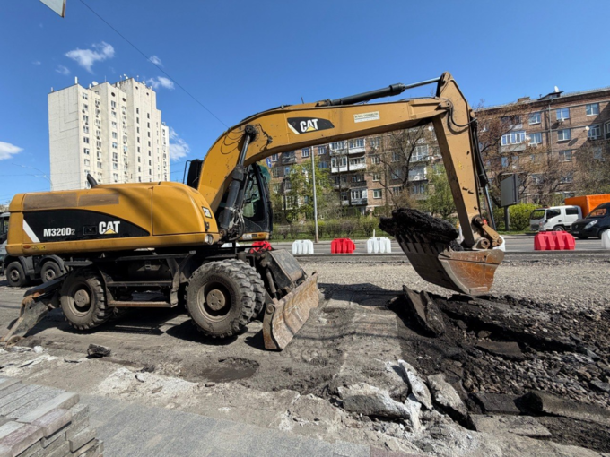 У Києві розпочали капремонт проспекту Лобановського