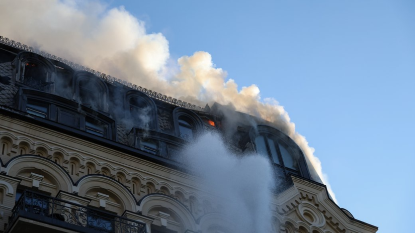 У Києві через обстріл постраждав історичний будинок Зекцера