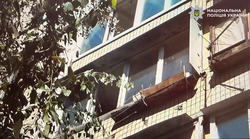 В Киеве женщина выбросила собаку с балкона четвертого этажа