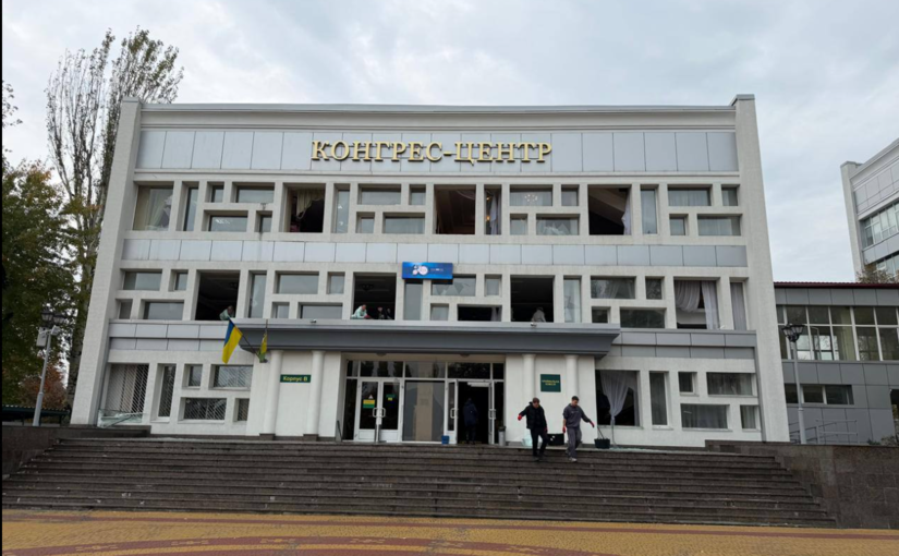 В Киеве лекция в ДТЭУ после удара по кампусу вызвала спор в соцсетях