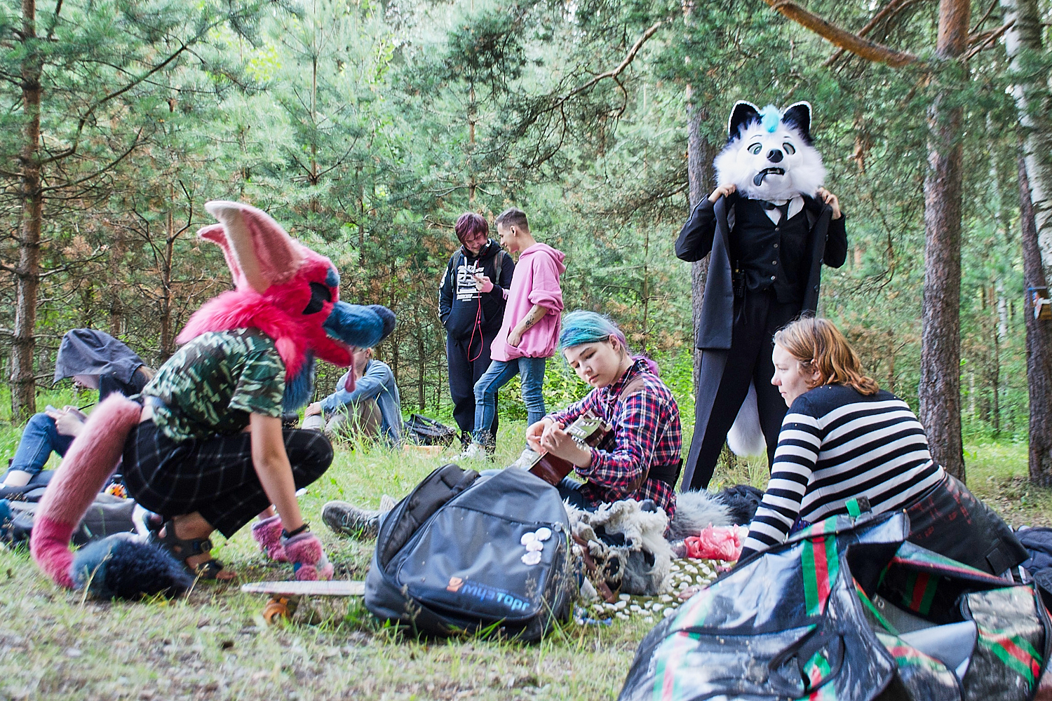 Увидите такое в парке - знайте, это - фурри