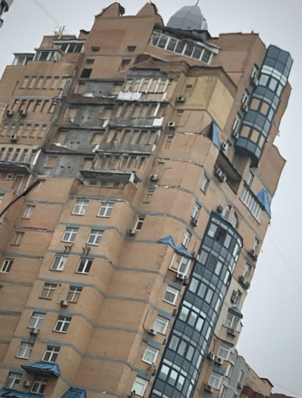 Дім на Паладіна 20