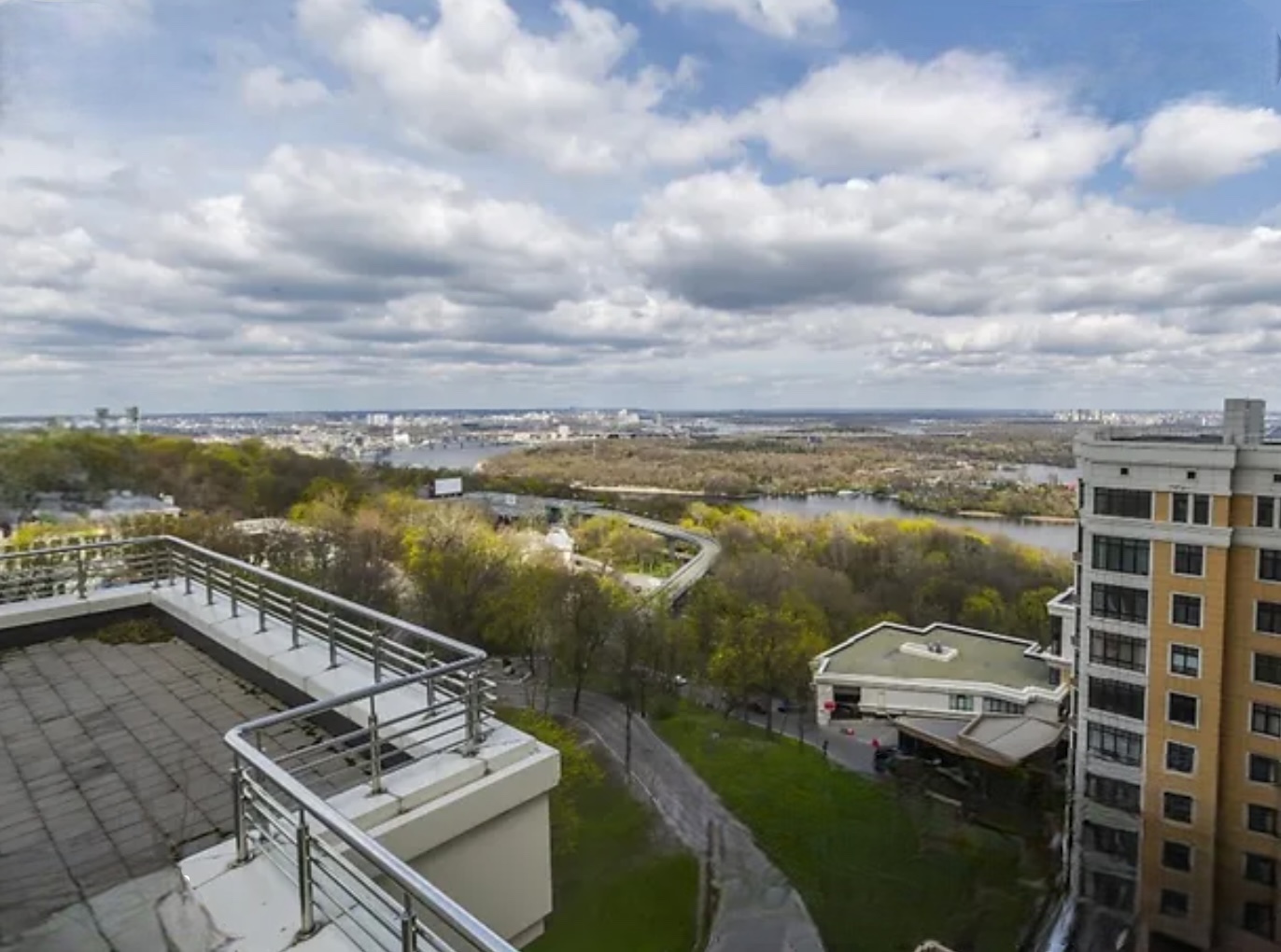 Топ-6 найдорожчих квартир Києва: що пропонують за $3-4 млн фото 8 7