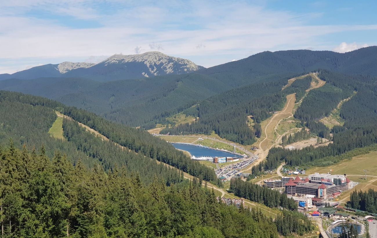 Від популярних курортів до прихованих перлин: путівник Прикарпаттям і Закарпаттям фото 1