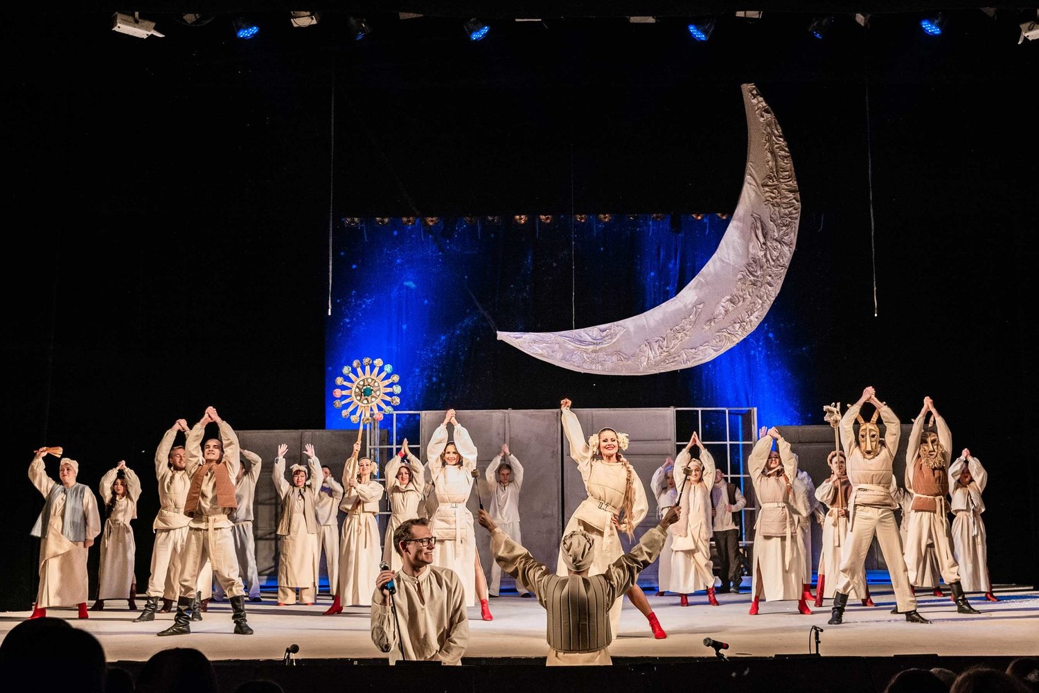 У київських театрах стартує 10 гучних прем'єр грудня: від воєнної драми до казки фото 9 8