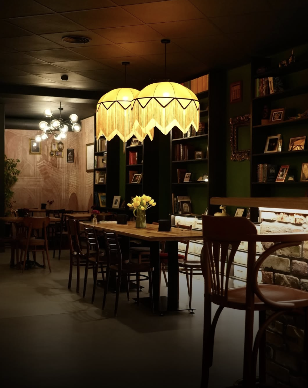 Арт-кафе "Обличчя" на Печерську