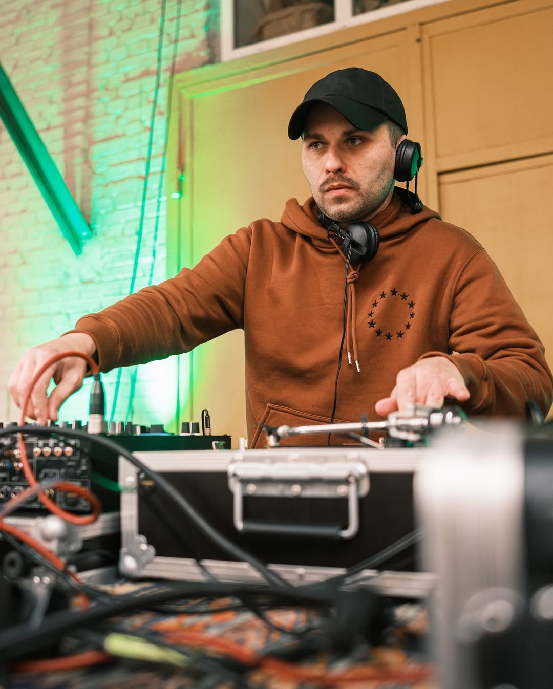 На Подолі відбудеться благодійна барахолка Подільський Шук фото 4 3