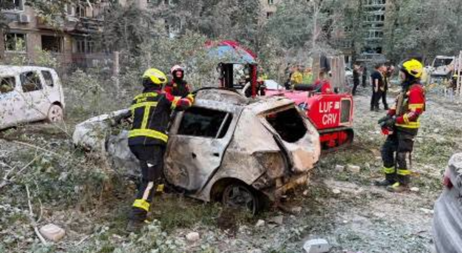 Более десятка погибших и повреждения во всех районах &mdash; последствия удара по Киеву в ночь на 2 июля - фото