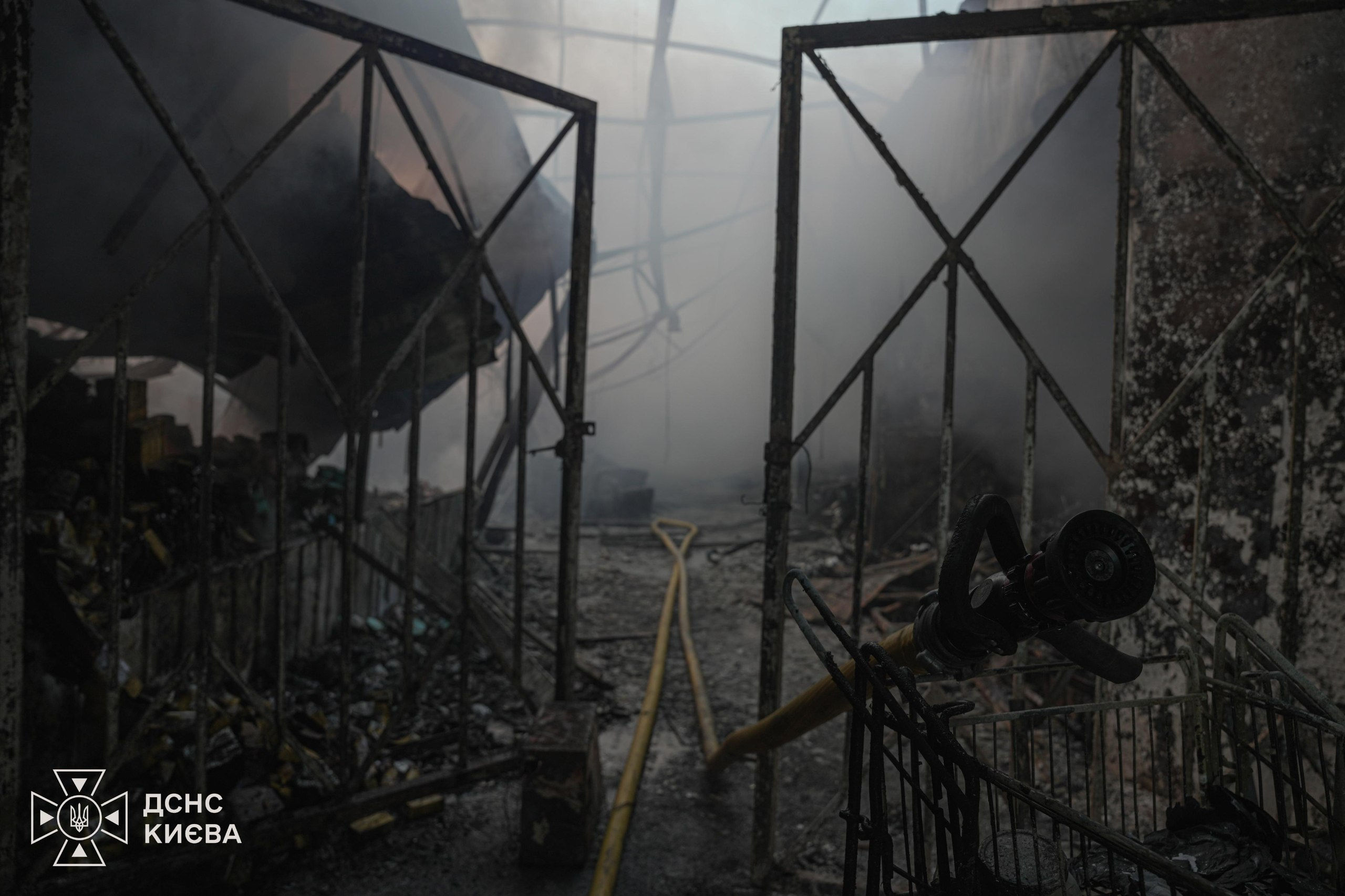 Россия ночью атаковала Украину 358 ракетами и дронами &mdash; погибли по меньшей мере восемь человек фото