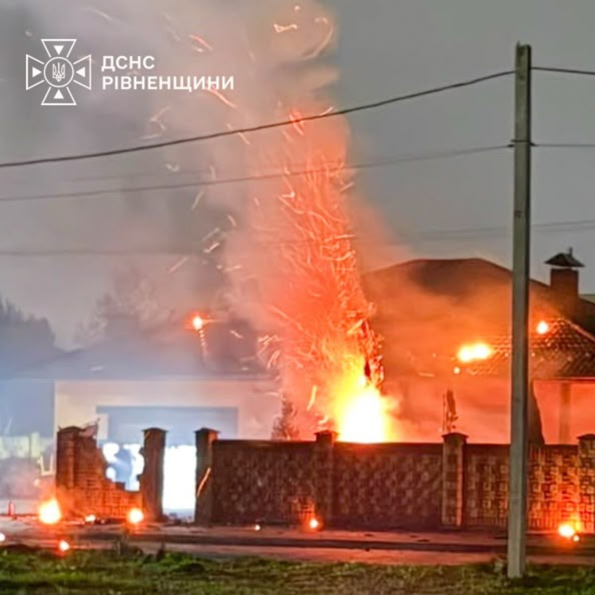 Россия ночью запустила по Украине 580 дронов и две ракеты &mdash; есть погибшие - фото
