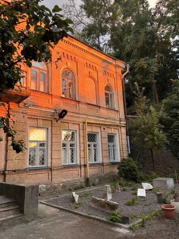На Подолі в Києві стартував перший тиждень мистецтва за участі понад 25 просторів фото 6